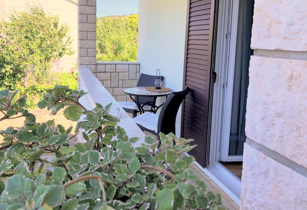 Apartments Muntidor Palit Zewnętrze zdjęcie